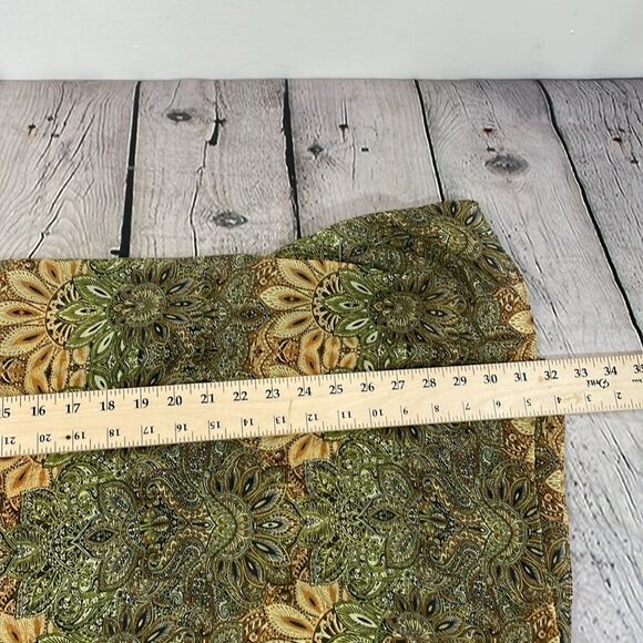 Accents by Lavello Convertible chiffon light weight Green and Tan Patterned Vest - Picture 15 of 15